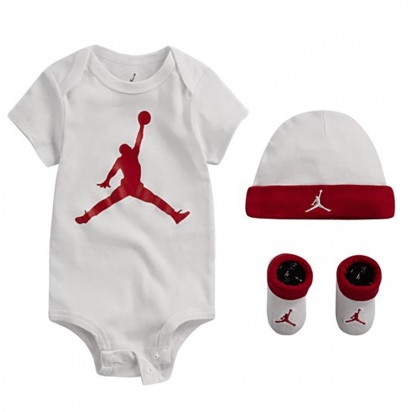 Jordan 23 Bootie 3 PC Set Baby i gruppen BASKETKLDER / BABY BASKETKLDER hos 2WIN BASKETBUTIK (MJ0041-RW3)