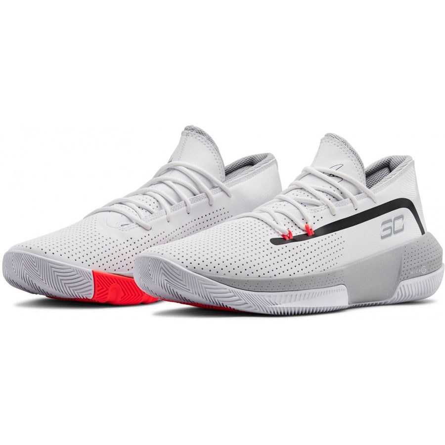 UNDER ARMOUR | UA SC 3ZERO III | at 2WIN.SE