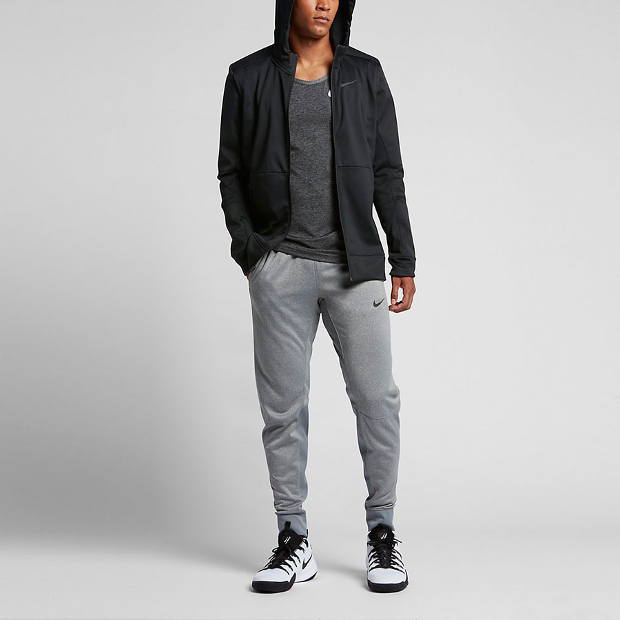 nike therma elite hoodie