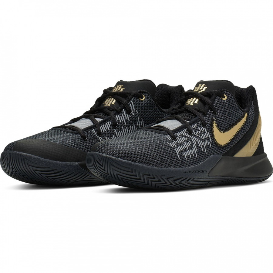 nike flytrap ii