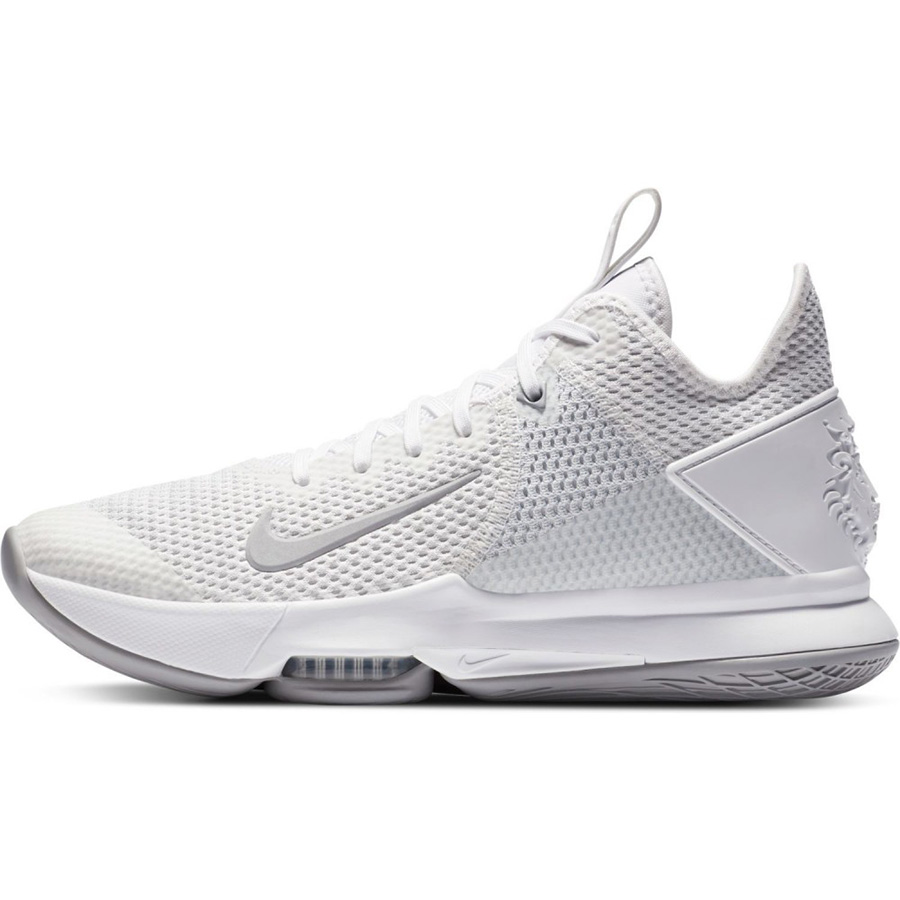 lebron witness 4 fit