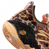 Kyrie Irving Shock Wave 5.0 Pro Kyrie Irving Shock Wave 5.0 Pro