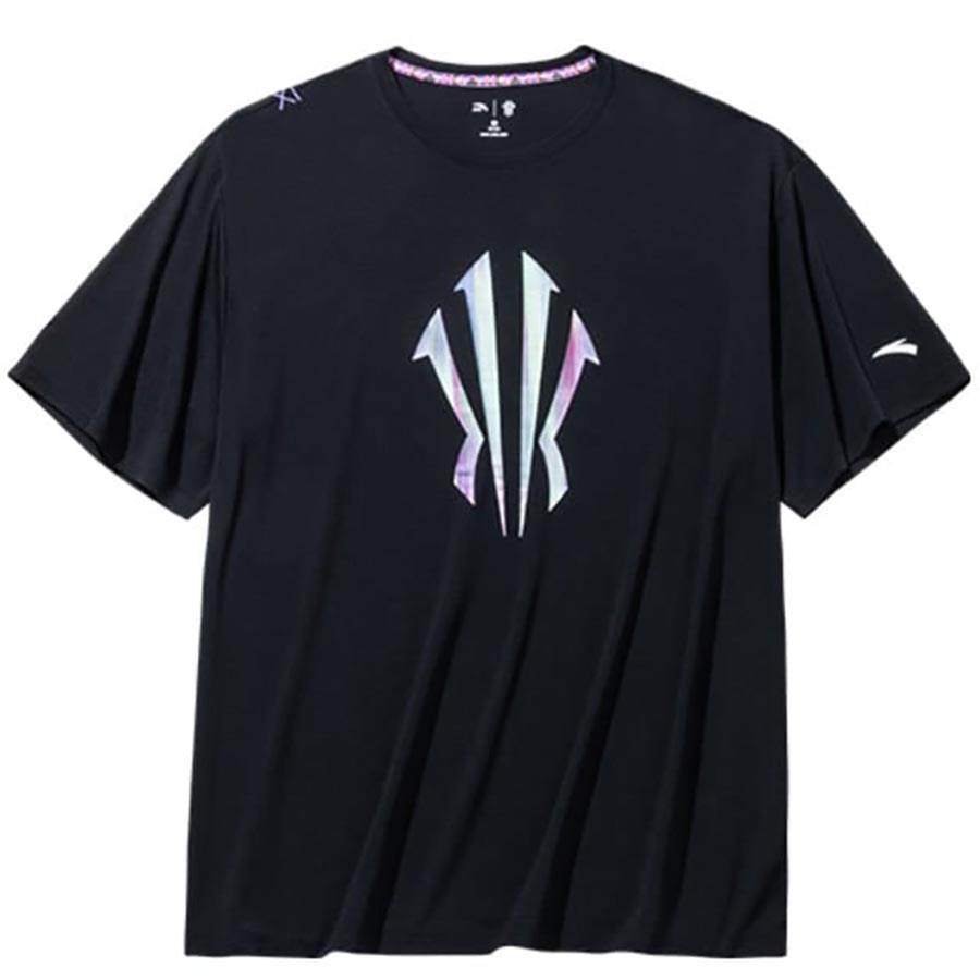 KAI Artist On The Court