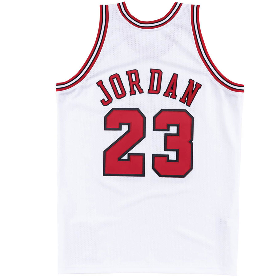 Bulls-Jordan Authentic Swingman 97-98