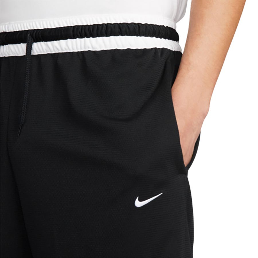 Nike Dri-Fit DNA Shorts