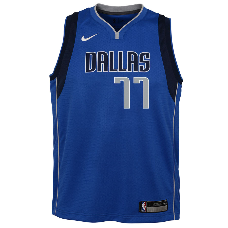 Mavericks Swingman-Doncic Jr