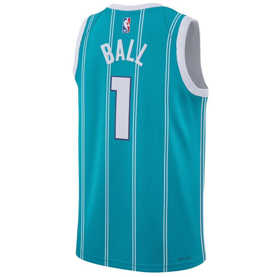 Hornets Swingman-Ball Jr