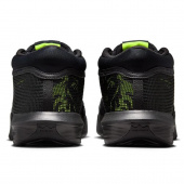 LeBron Witness 8 LeBron Witness 8