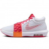 LeBron Witness 8  LeBron Witness 8