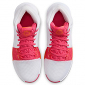 LeBron Witness 8  LeBron Witness 8