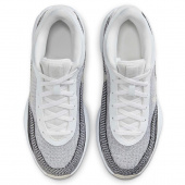 Nike G.T. Hustle Academy Nike G.T. Hustle Academy