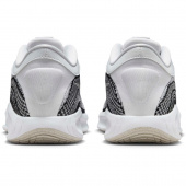 Nike G.T. Hustle Academy Nike G.T. Hustle Academy