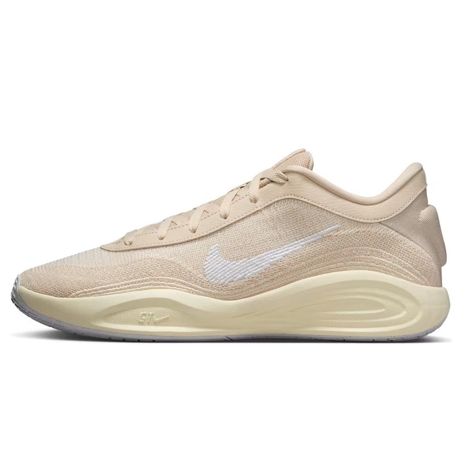 Nike G.T. Hustle Academy