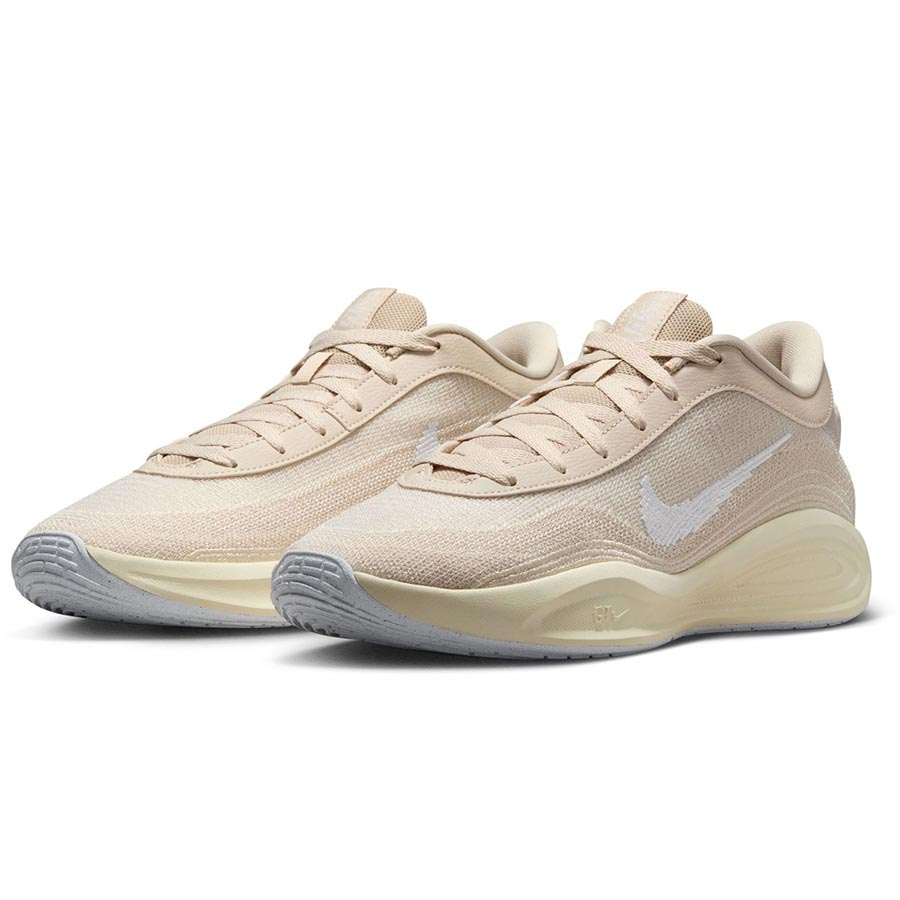 Nike G.T. Hustle Academy