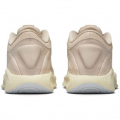 Nike G.T. Hustle Academy Nike G.T. Hustle Academy