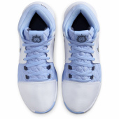 LeBron Witness 8  LeBron Witness 8