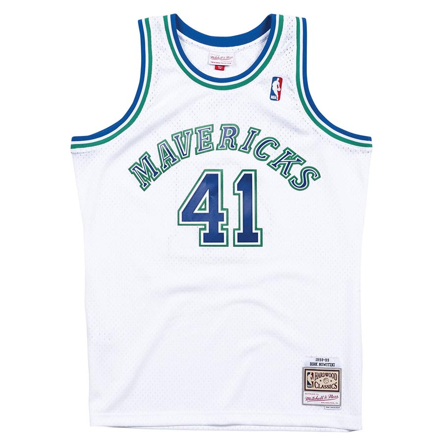 Mavericks-Nowitzki Swingman