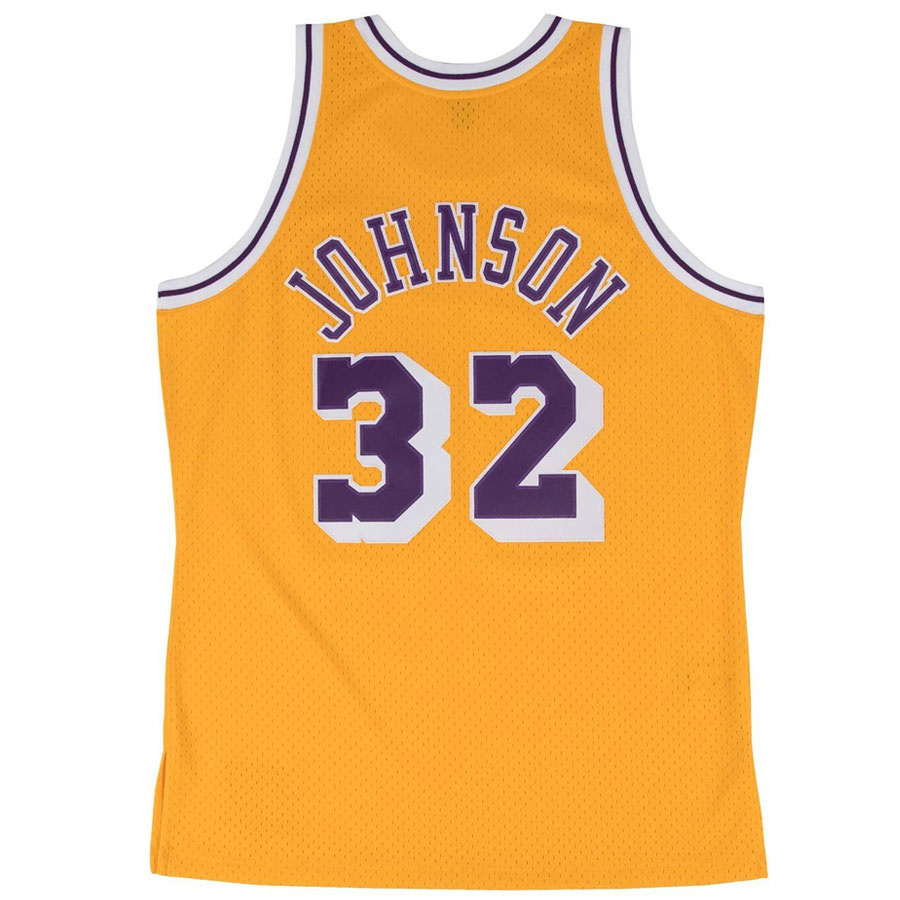 Lakers-Johnson Swingman