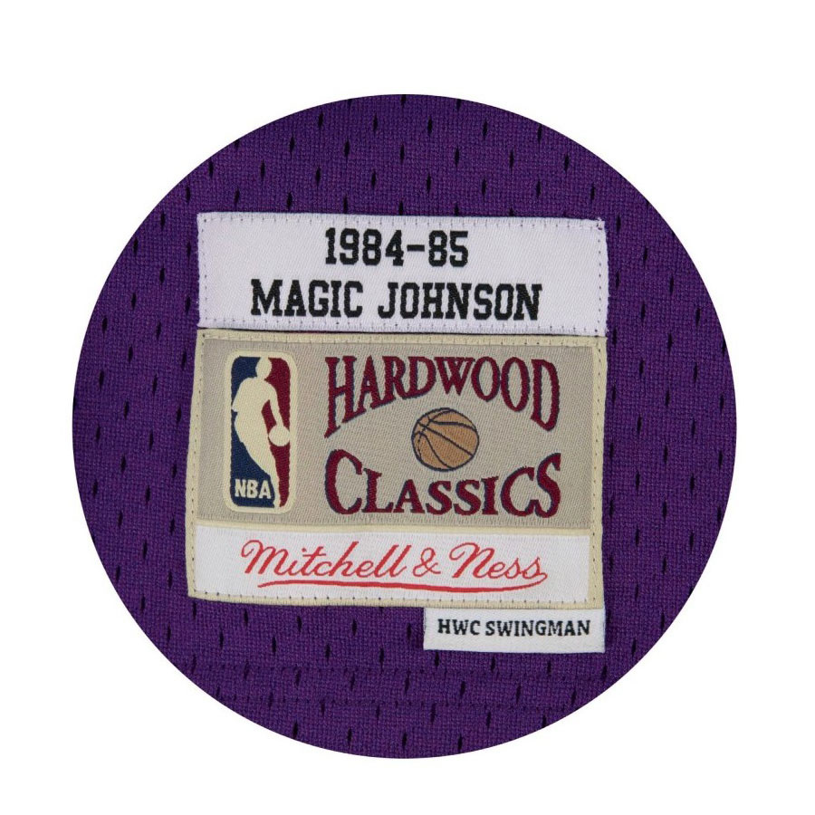 Lakers-Johnson Swingman